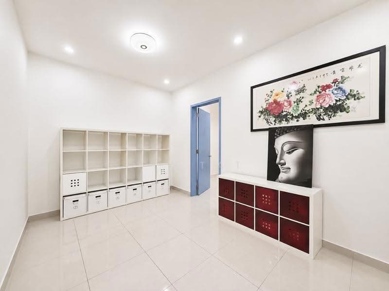2-storey Terraced House for Sale in Taman Seri Austin (Tebrau) - Yik Tat - PropertyGuru.com.my
