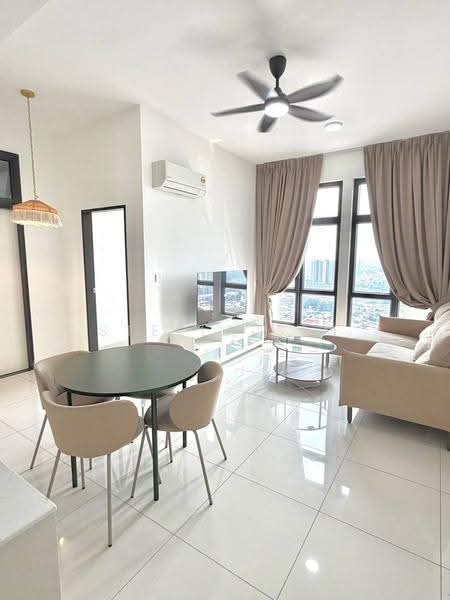 Kediaman Servis untuk Disewa di Space Residency - Stella Sim - Living Room - PropertyGuru.com.my