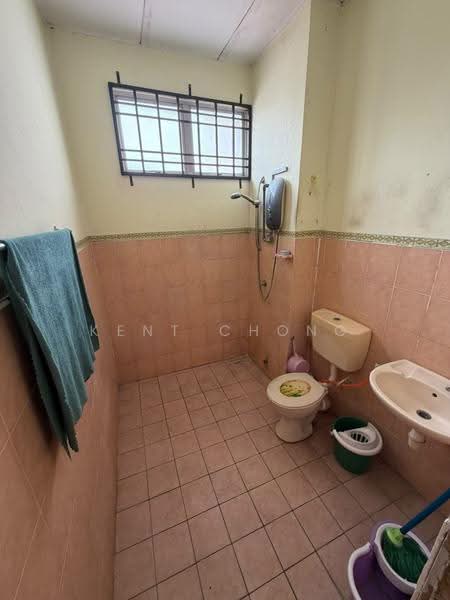 Rumah Teres 2-Tingkat untuk Dijual di Taman Cheras Prima (Kajang) - Kent Chong - Bathroom - PropertyGuru.com.my