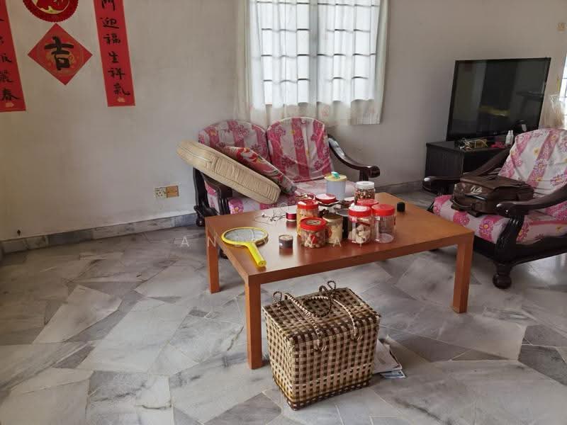 Rumah Teres 2-Tingkat untuk Dijual di Rawang (Selangor) - Andy Yap - Living Room - PropertyGuru.com.my