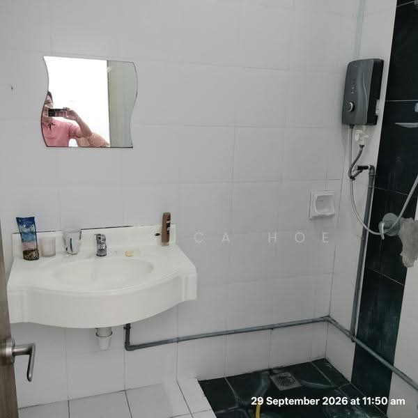 Terraced House for Rent in Bandar Puteri Puchong (Puchong) - Jessica Hoe - Bathroom - PropertyGuru.com.my