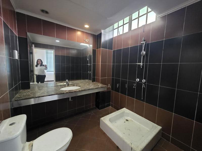 Rumah Banglo untuk Disewa di Ampang Hilir (Ampang) - Fifi Syafiza - PropertyGuru.com.my