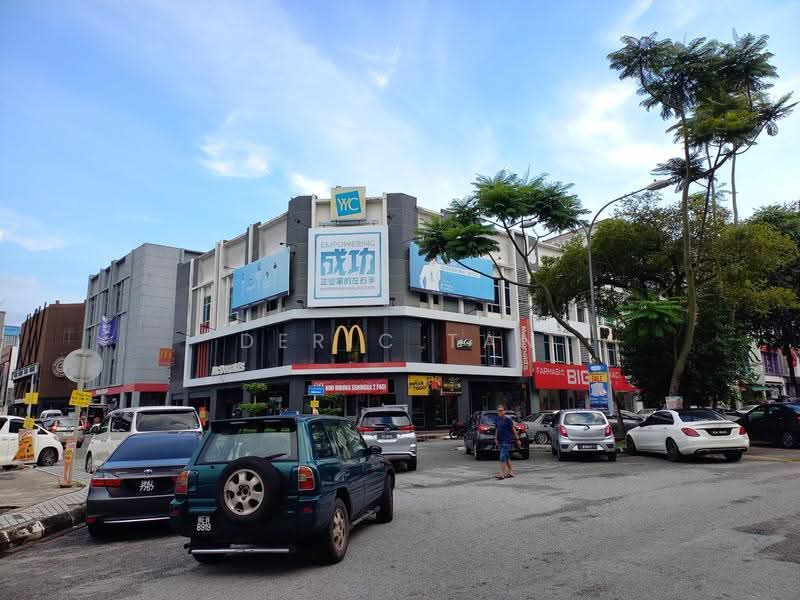 Service Residence for Sale at Pinnacle Sri Petaling - Deric Tan - PropertyGuru.com.my
