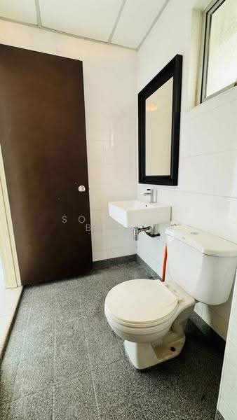 Kediaman Servis untuk Disewa di Metropolitan Square Service Residence - Soo See Beng - Bathroom - PropertyGuru.com.my