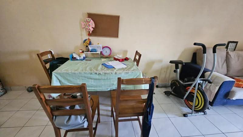 Pangsapuri untuk Dijual di Arena Green - Chloe Lo - Dining Room - PropertyGuru.com.my