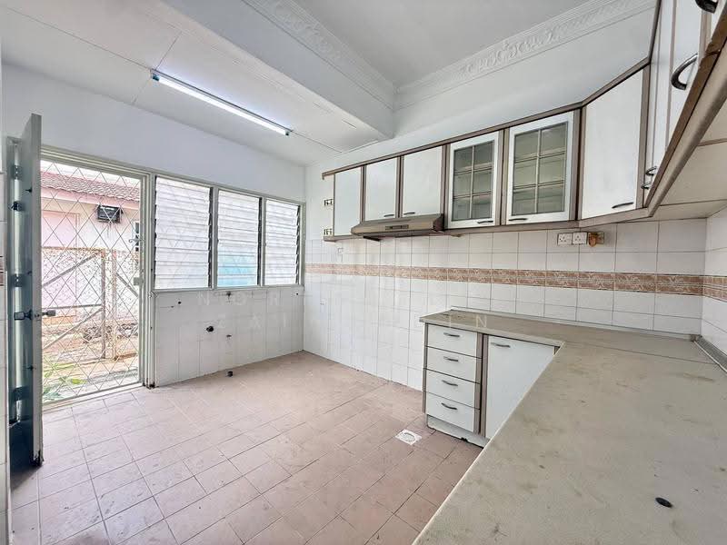 Rumah Teres 2-Tingkat untuk Dijual di Usj 14 (Subang Jaya) - NORFADILAH ZAINUDDIN - Kitchen - PropertyGuru.com.my