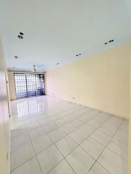 Pangsapuri untuk Dijual di Taman Tampoi Indah - Anna Woon - PropertyGuru.com.my