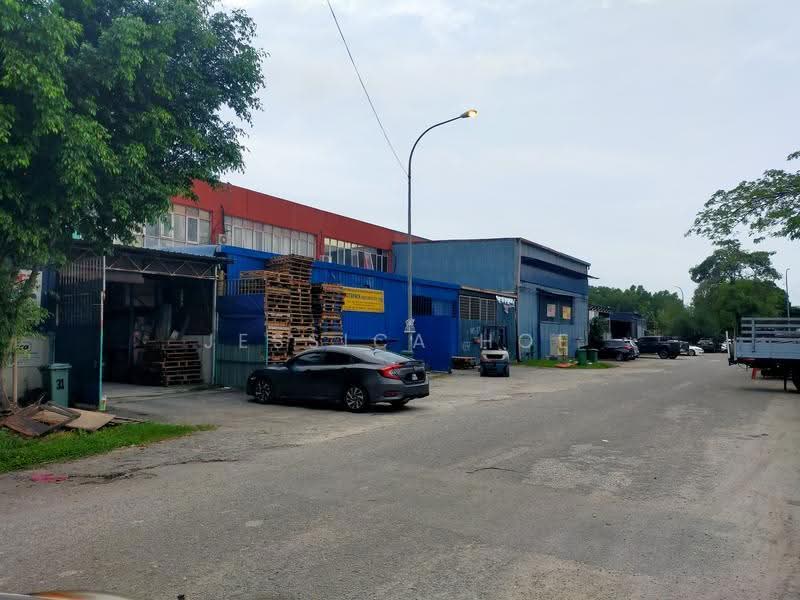 Factory for Rent in Taman Perindustrian Puchong (Puchong) - Jessica Hoe - Exterior - PropertyGuru.com.my