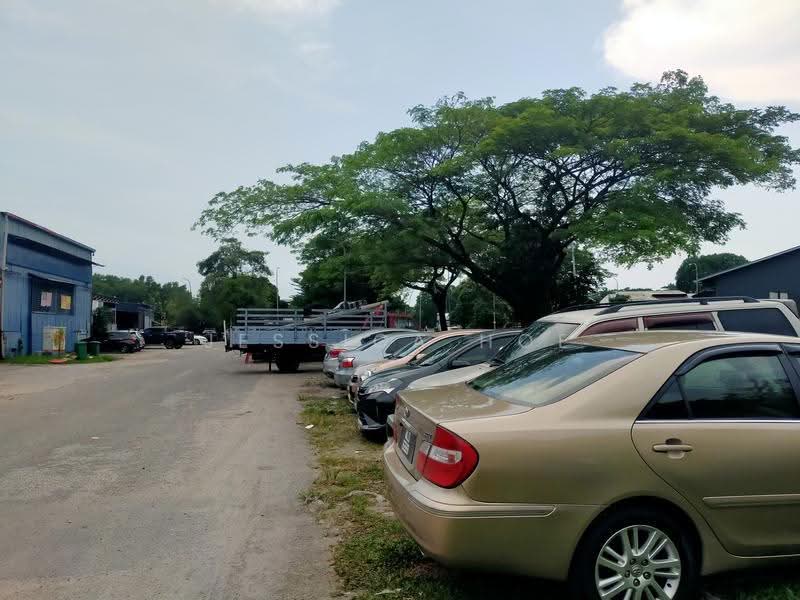 Factory for Rent in Taman Perindustrian Puchong (Puchong) - Jessica Hoe - Exterior - PropertyGuru.com.my