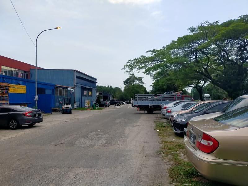 Factory for Rent in Taman Perindustrian Puchong (Puchong) - Jessica Hoe - Exterior - PropertyGuru.com.my