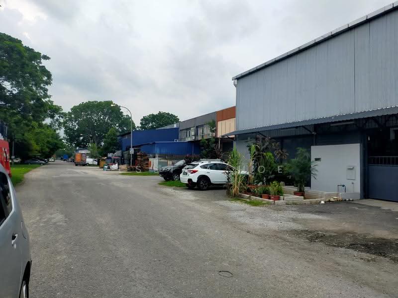 Factory for Rent in Taman Perindustrian Puchong (Puchong) - Jessica Hoe - Exterior - PropertyGuru.com.my