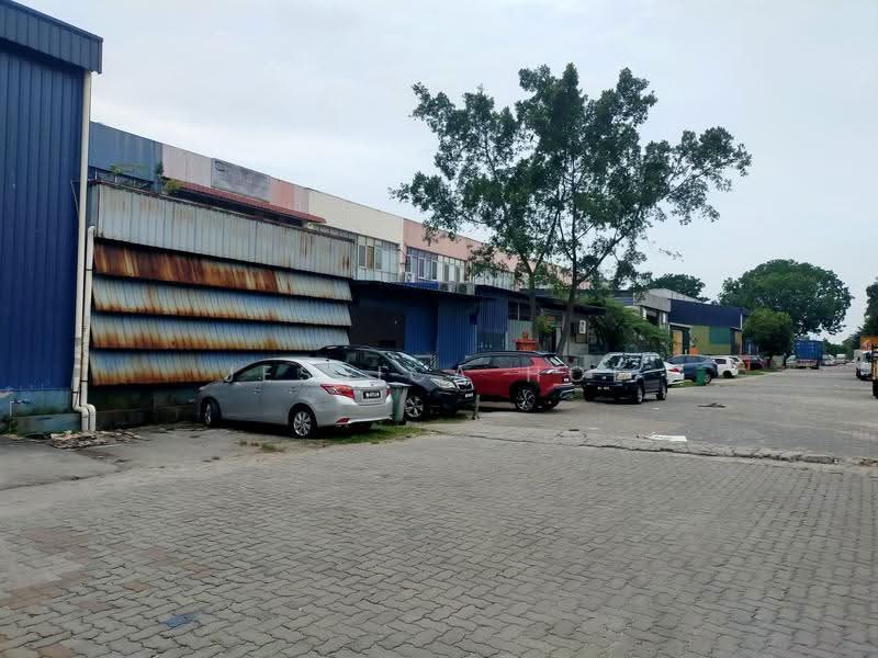 Factory for Rent in Taman Perindustrian Puchong (Puchong) - Jessica Hoe - Exterior - PropertyGuru.com.my