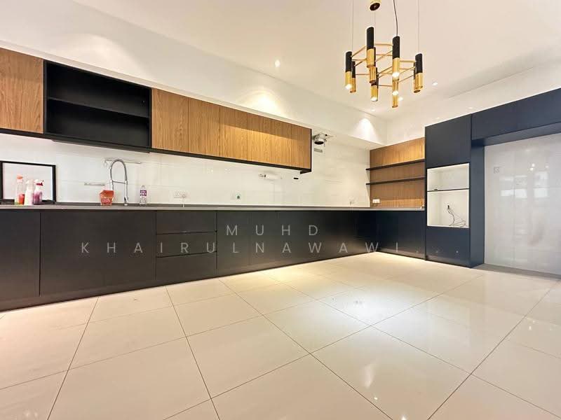 Rumah Teres untuk Dijual di Duta Villa (Setia Alam) - Muhd Khairulnawawi Kamaruddin - Kitchen - PropertyGuru.com.my