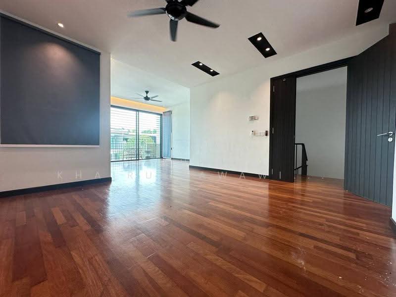 Rumah Teres untuk Dijual di Duta Villa (Setia Alam) - Muhd Khairulnawawi Kamaruddin - Living Room - PropertyGuru.com.my