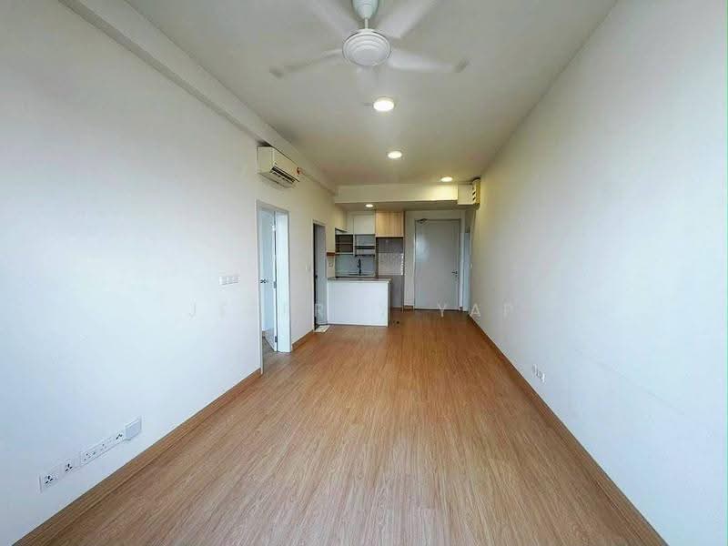 Kediaman Servis untuk Dijual di Amani Residence - Jeffrey Yap - Living Room - PropertyGuru.com.my