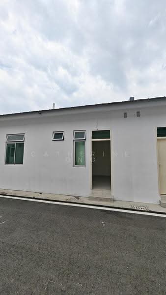 1-storey Terraced House for Sale in Bandar Putra Kulai (Kulai) - Catherine Ong - Exterior - PropertyGuru.com.my