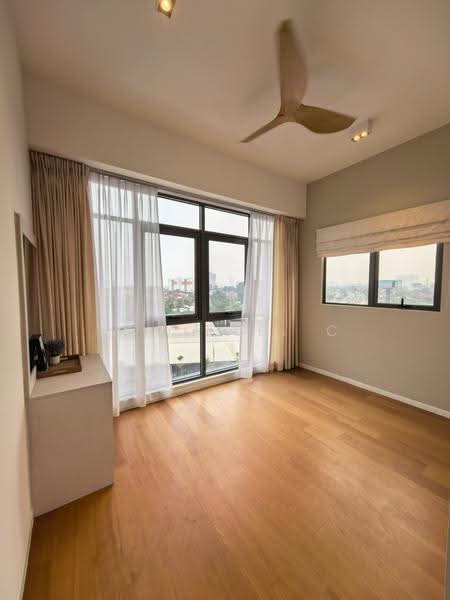 Condominium for Sale at The Peak - Vchelle. C - Bedroom - PropertyGuru.com.my
