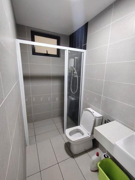 Service Residence for Rent at The Cruise Residence - Jeffrey Yap - Bathroom - PropertyGuru.com.my
