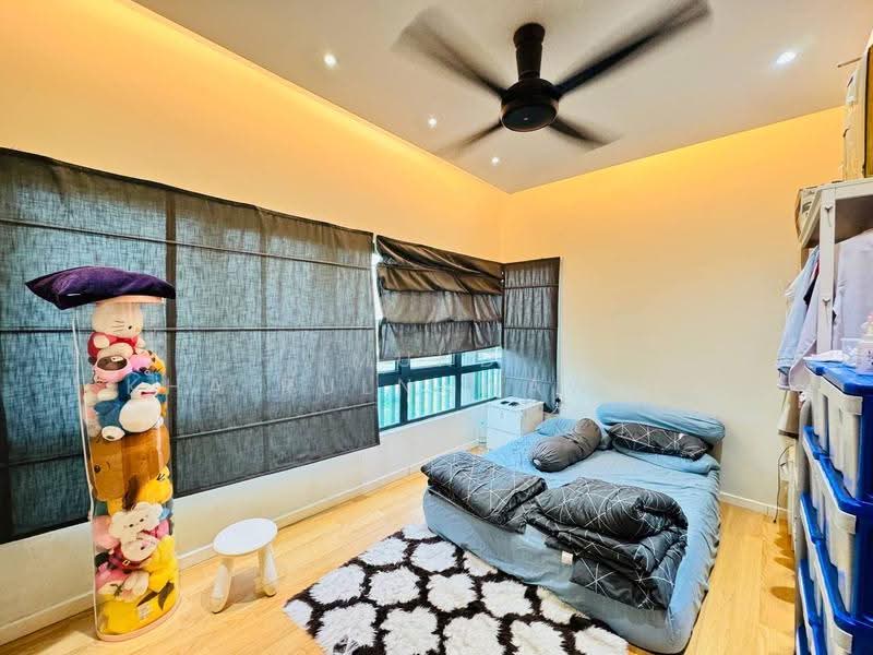 Service Residence for Sale at Suria Residence - Muhd Khairulnawawi Kamaruddin - Bedroom - PropertyGuru.com.my