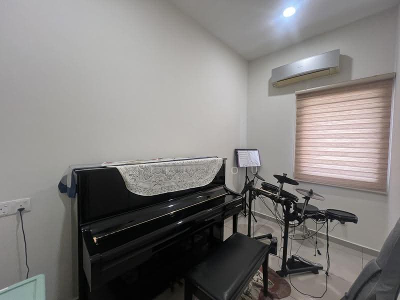 2-storey Terraced House for Sale in Bandar Rimbayu (Telok Panglima Garang) - Miki You - PropertyGuru.com.my