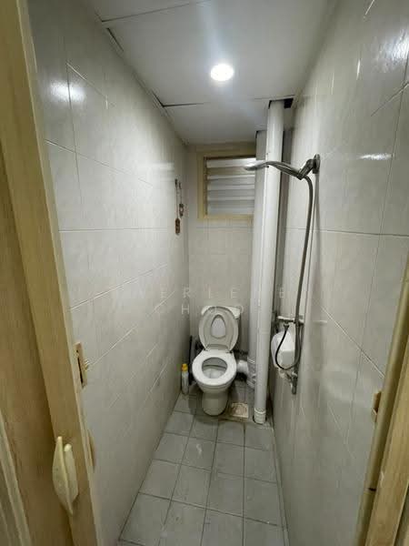 Apartment for Rent at Taman Kheng Tian - Sherlene Choo - Bathroom - PropertyGuru.com.my