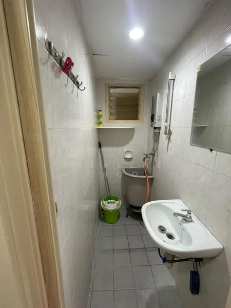 Apartment for Rent at Taman Kheng Tian - Sherlene Choo - Bathroom - PropertyGuru.com.my