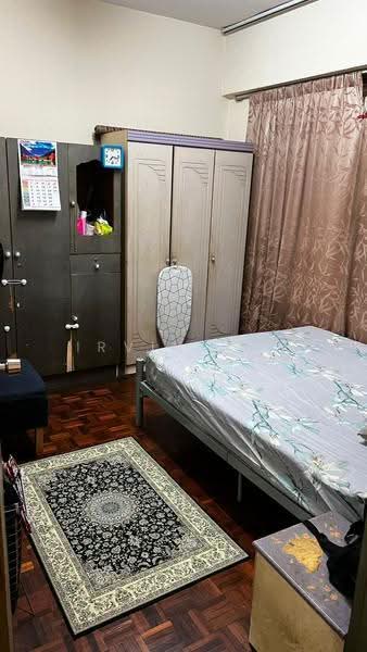 Pangsapuri untuk Dijual di Taman Perindustrian Pusat Bandar Puchong - Irvin Lim - Bedroom - PropertyGuru.com.my