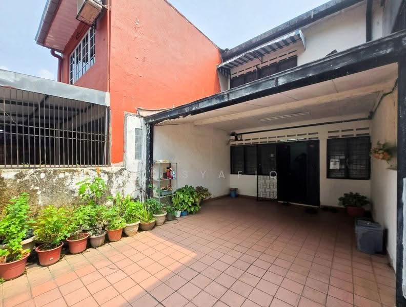 2-storey Terraced House for Sale in Taman Permata (Ulu Kelang) - Zul Syafiq - Exterior - PropertyGuru.com.my