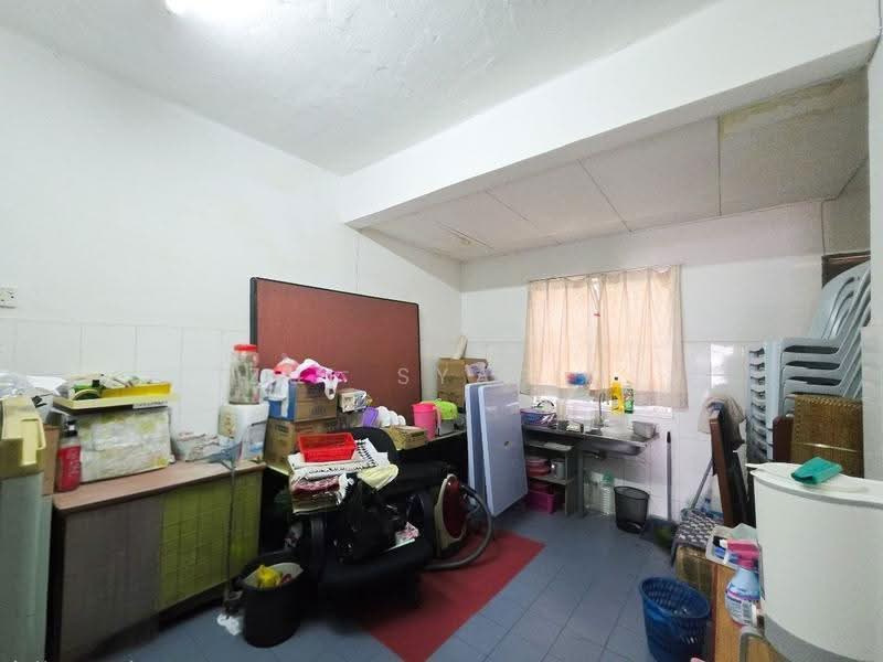 2-storey Terraced House for Sale in Taman Permata (Ulu Kelang) - Zul Syafiq - Kitchen - PropertyGuru.com.my