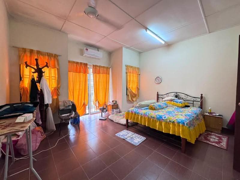 Rumah Teres 2-Tingkat untuk Dijual di Johor Bahru (Johor) - Annie Low - Bedroom - PropertyGuru.com.my