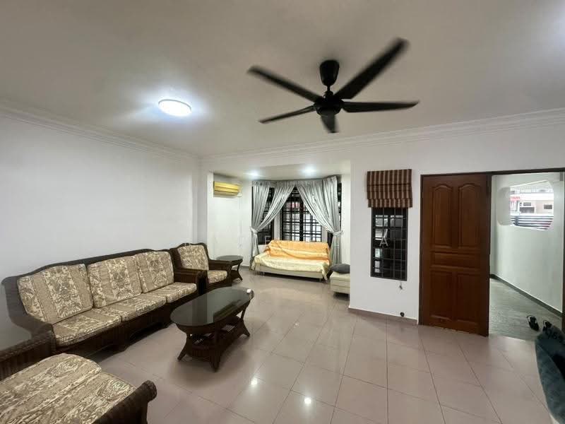 Rumah Teres 2-Tingkat untuk Disewa di Taman Pelangi (Johor Bahru) - Grace Ella - Living Room - PropertyGuru.com.my