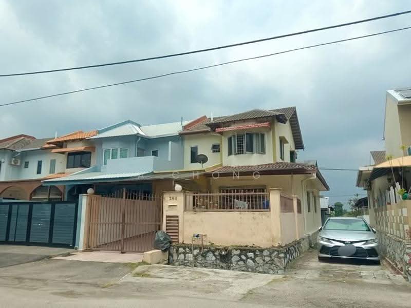 2-storey Terraced House for Sale in Usj 3 (Subang Jaya) - A Chong - Exterior - PropertyGuru.com.my