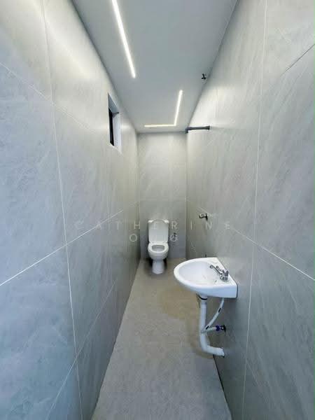 1-storey Terraced House for Sale in Johor Bahru (Johor) - Catherine Ong - Bathroom - PropertyGuru.com.my
