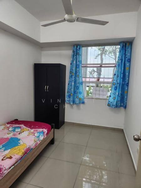 Kondominium untuk Disewa di The Zest @ Kinrara 9 - Vincent Chye - Bedroom - PropertyGuru.com.my
