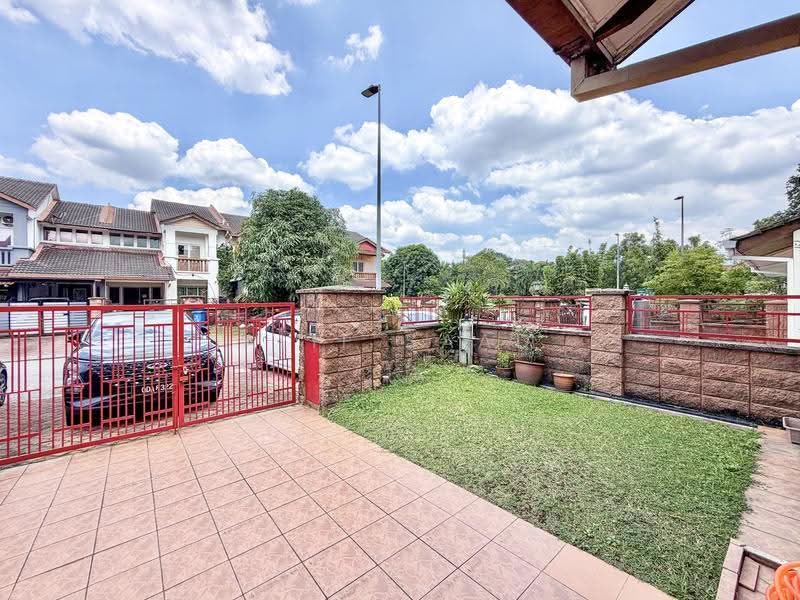 Rumah Teres 2-Tingkat untuk Dijual di Bukit Jelutong (Shah Alam) - Alif Saad - Exterior - PropertyGuru.com.my