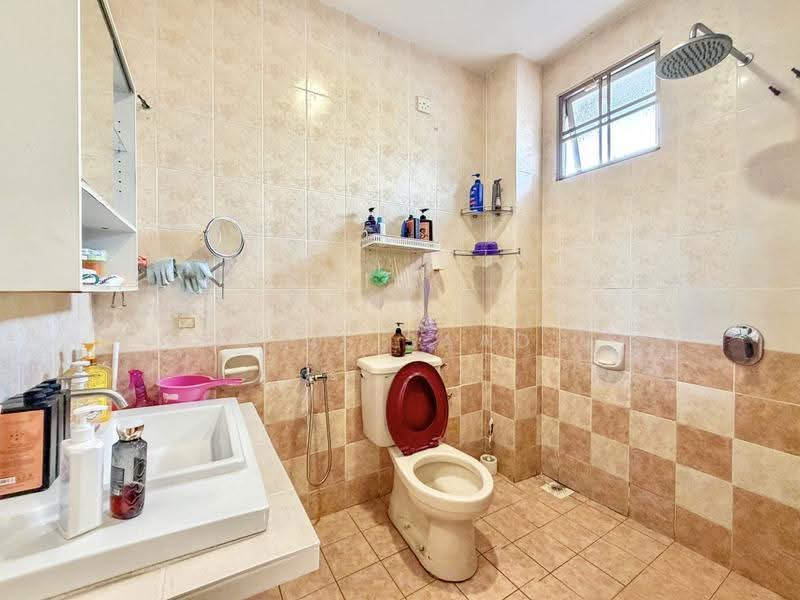 Rumah Teres 2-Tingkat untuk Dijual di Bukit Jelutong (Shah Alam) - Alif Saad - Bathroom - PropertyGuru.com.my