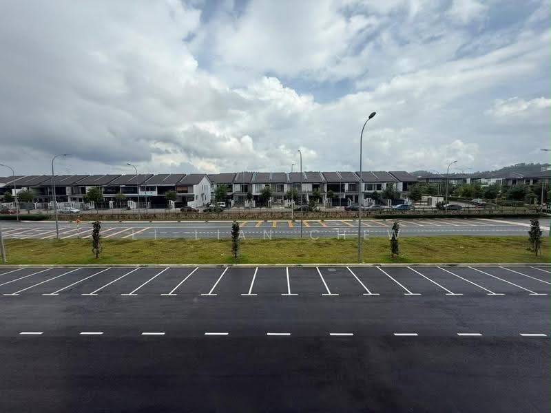 Retail Space for Rent in Austin Crest (Johor Bahru) - Li Lian Chew - Exterior - PropertyGuru.com.my