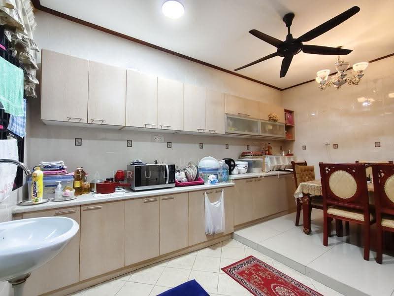 Rumah Berkembar untuk Dijual di Seksyen 27 (Shah Alam) - Muhd Khairulnawawi Kamaruddin - PropertyGuru.com.my