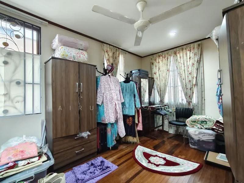 Rumah Berkembar untuk Dijual di Seksyen 27 (Shah Alam) - Muhd Khairulnawawi Kamaruddin - PropertyGuru.com.my