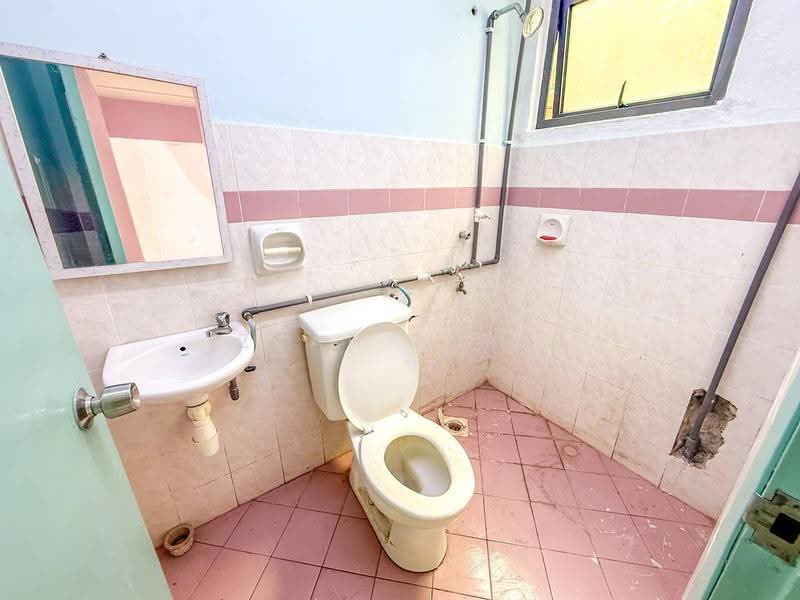 Condominium for Sale at Sri Hijau - Izzah Alias - Bathroom - PropertyGuru.com.my