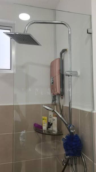 Apartment for Rent at Safira Apartment - Tan Siew Leng - Bathroom - PropertyGuru.com.my