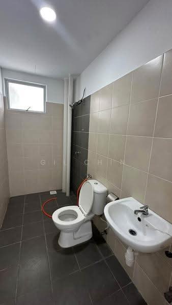Kondominium untuk Disewa di Meru Heights Residences @ Scientex Meru - Gil Chin - Bathroom - PropertyGuru.com.my