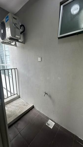 Kondominium untuk Disewa di Meru Heights Residences @ Scientex Meru - Gil Chin - Balcony - PropertyGuru.com.my