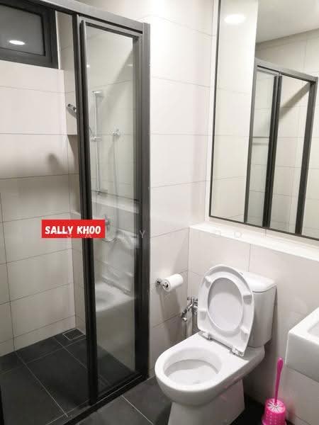 Kediaman Servis untuk Disewa di The Tamarind - Sally Khoo - Bathroom - PropertyGuru.com.my