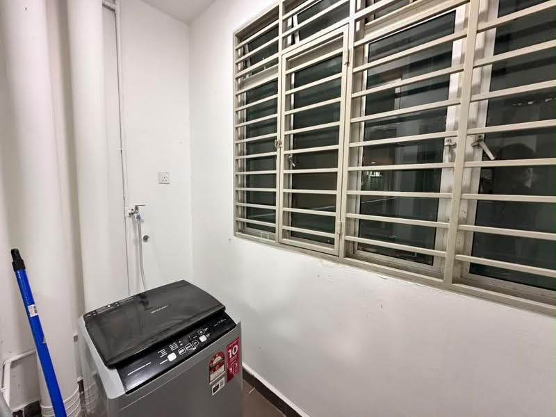Kediaman Servis untuk Disewa di Larkin Heights - Dedi . - Interior - PropertyGuru.com.my