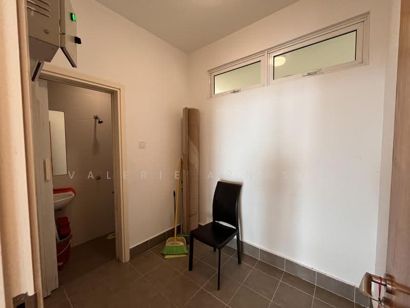Condominium for Rent at Brunsfield EmbassyView - Valerie Arnesto - Maid's Room - PropertyGuru.com.my
