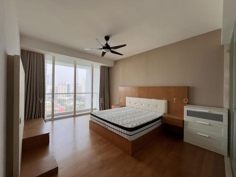 Condominium for Rent at Brunsfield EmbassyView - Valerie Arnesto - Bedroom - PropertyGuru.com.my
