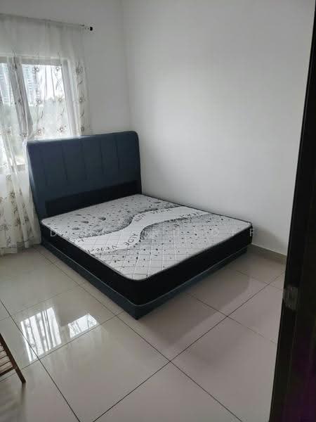 Condominium for Rent at Residensi Zamrud - DILLA YUSOFF - Bedroom - PropertyGuru.com.my