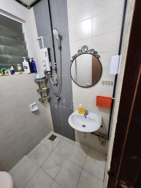 Kediaman Servis untuk Disewa di Impian Meridian - Thanap Priyaa - Bathroom - PropertyGuru.com.my