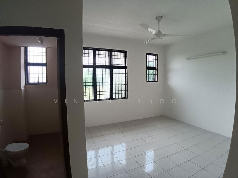 3-storey Terraced House for Sale in Buntong (Ipoh) - Vincent Thoo - Bathroom - PropertyGuru.com.my